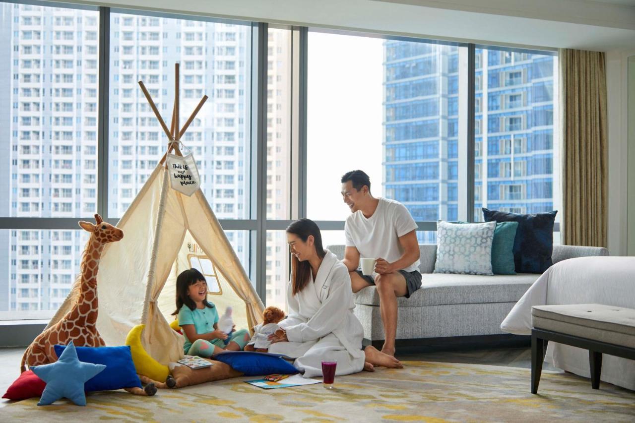 Hotel The Westin Surabaya Esterno foto