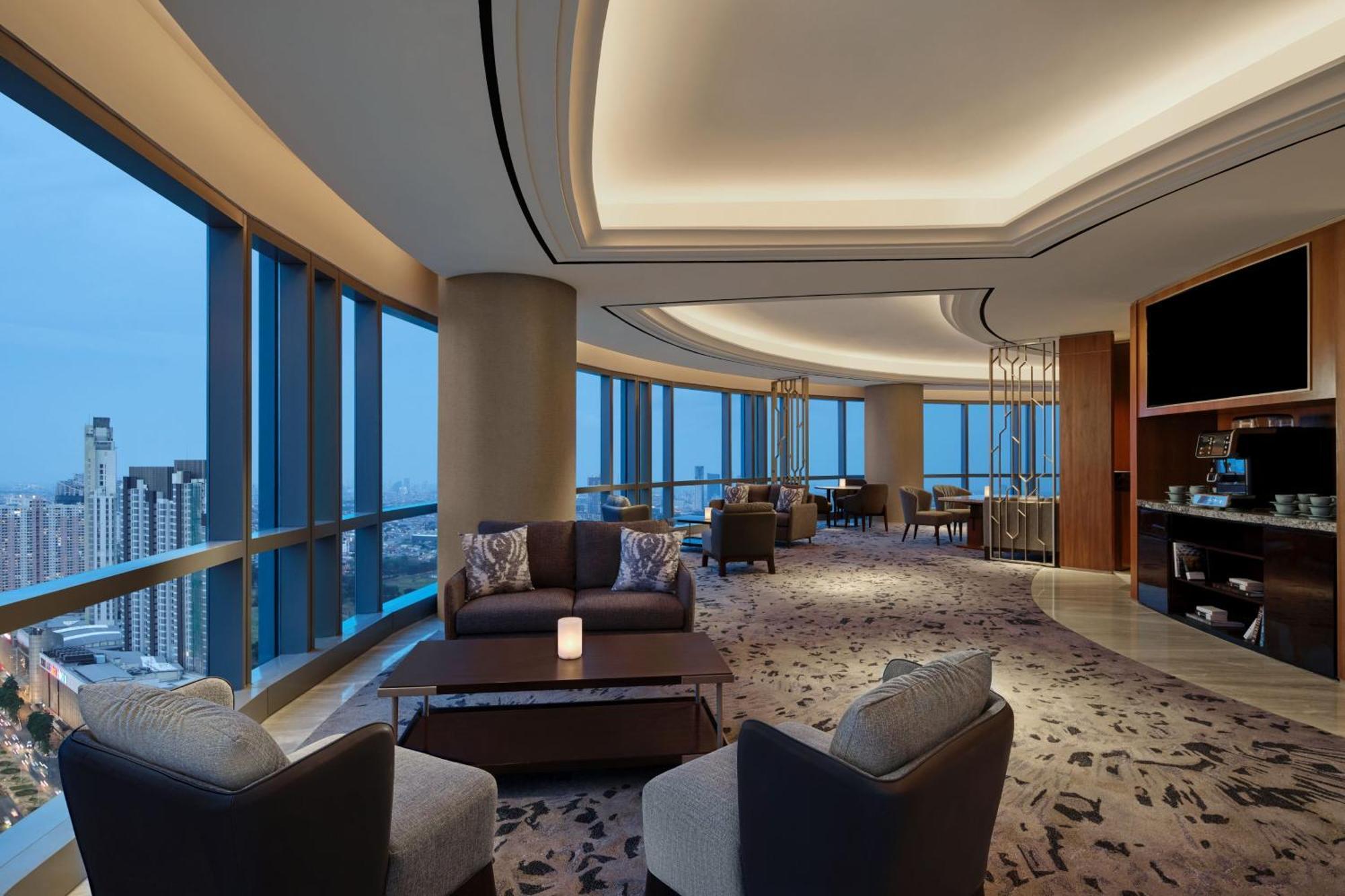 Hotel The Westin Surabaya Esterno foto